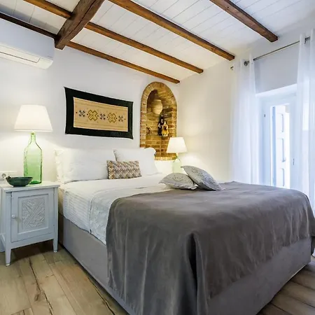 Blue Heaven Loft House شقة *