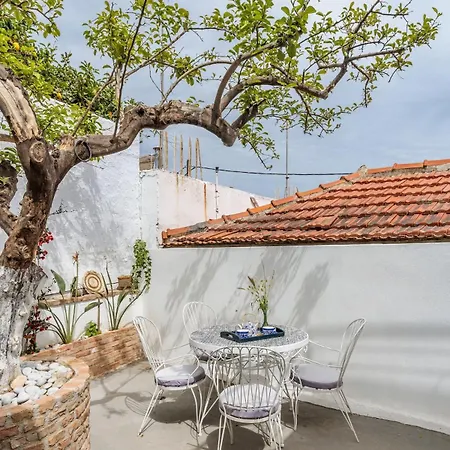 Blue Heaven Loft House شقة